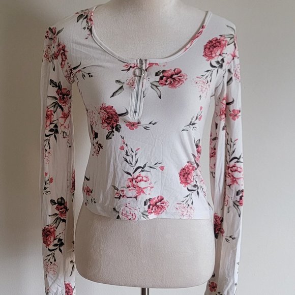Rue 21 Crop Top - Picture 1 of 3